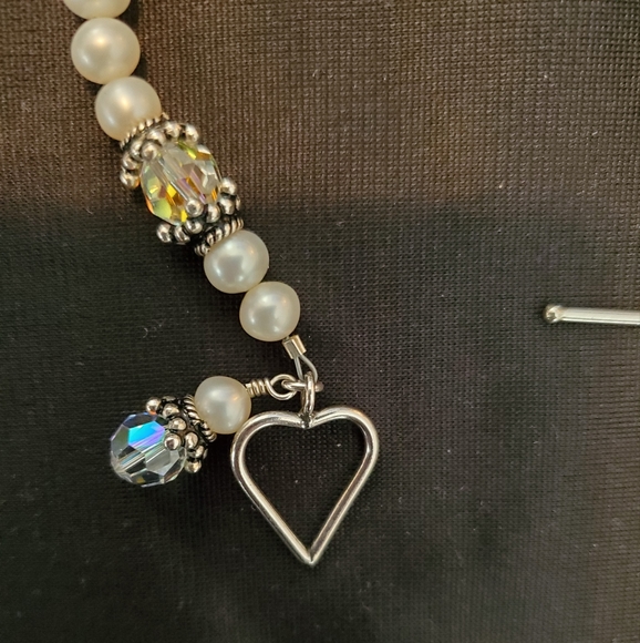 Iridescent and White Beaded with Silver Clasp Bracelet, Bridal / Wedding - Picture 4 of 8